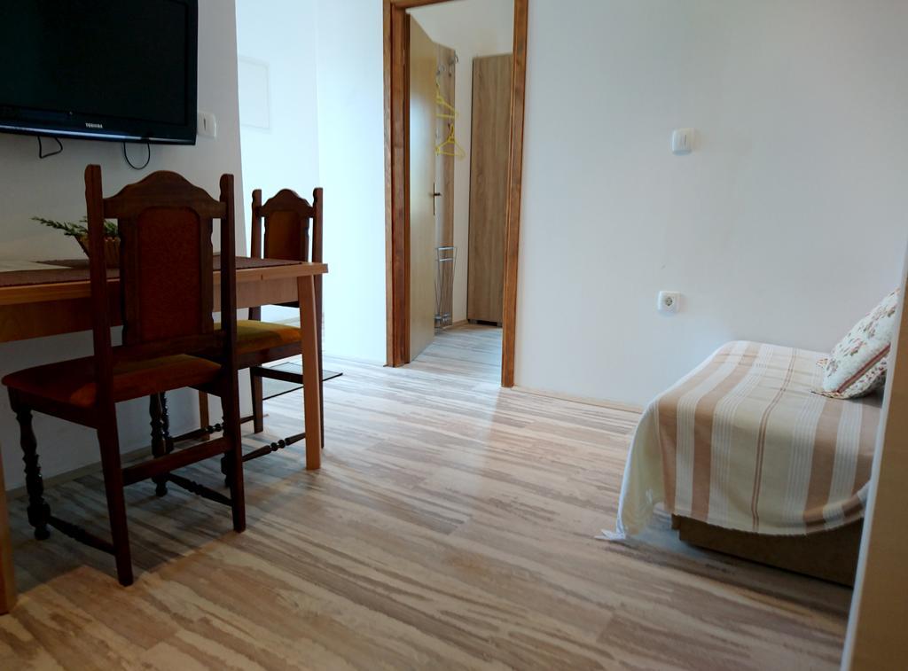 Apartment Cvijanovic プロチェ エクステリア 写真